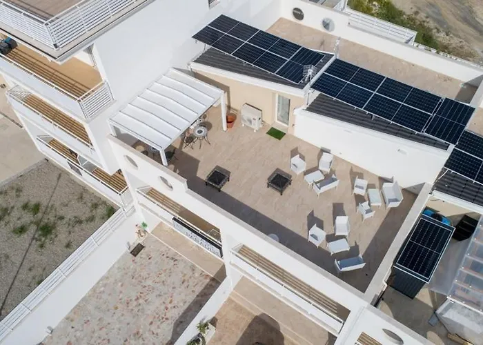 Glass ParadiseBed and Breakfast